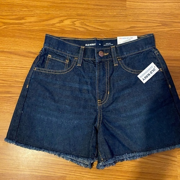 Old Navy High Rise Adjustable Waist Jean Shorts size 12 (FT) - Picture 1 of 11
